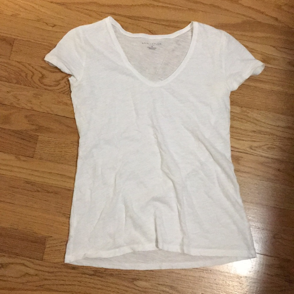 Ann Taylor white tee